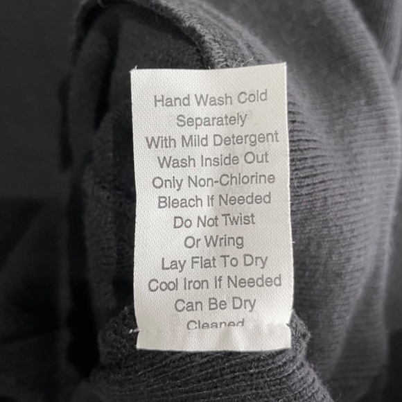 CAbi Sweater Knit A-Line Skirt Dessert Style 170 Licorice Black Size Medium - Picture 15 of 16